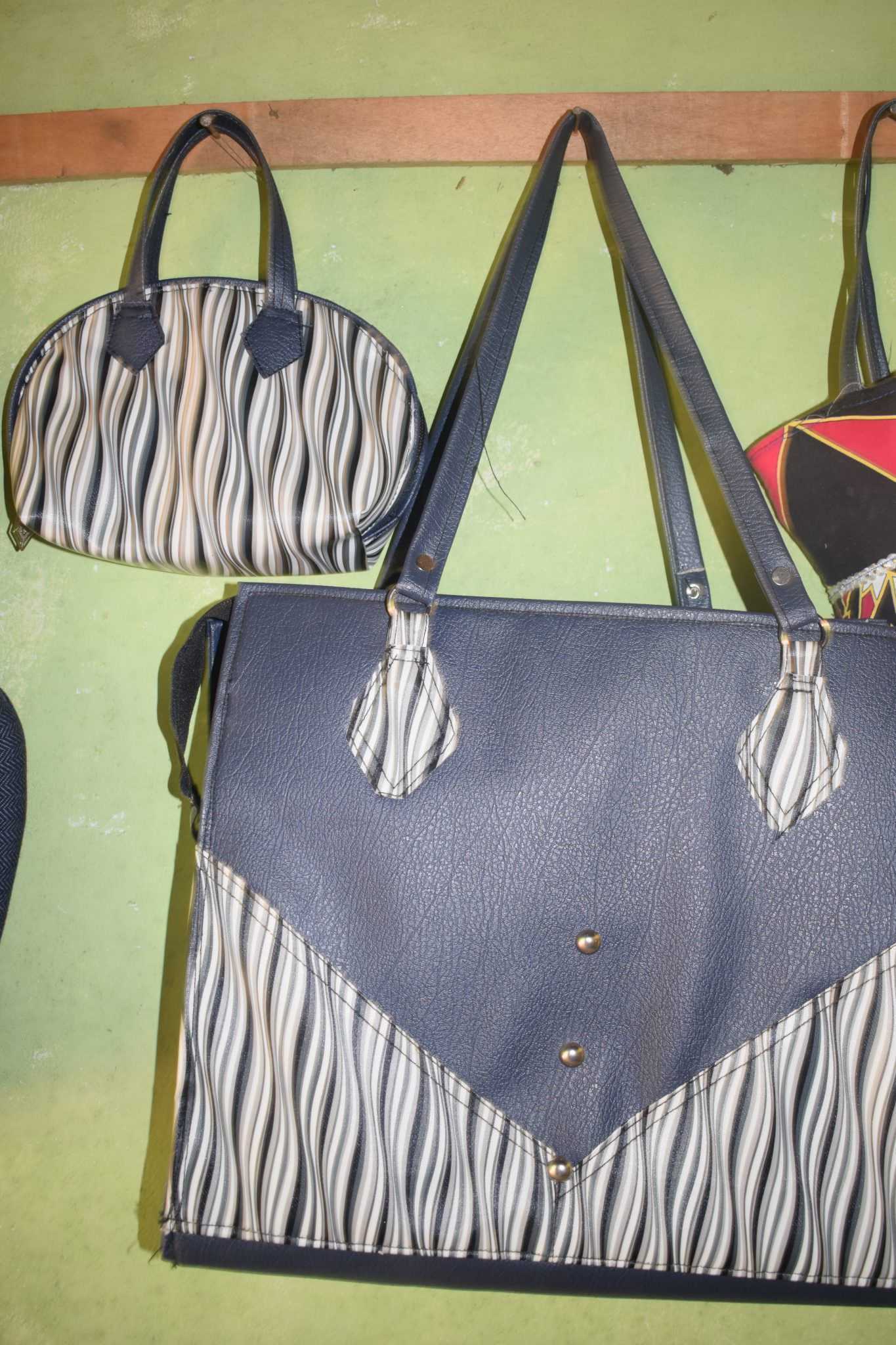 ANOMA BAG CENTER