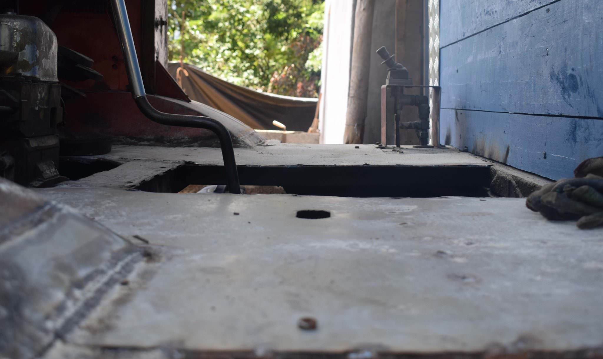 NIROSHAN PRIYANTHA VEHICLE REPAIR CENTER (TINKERING/PAINTING)