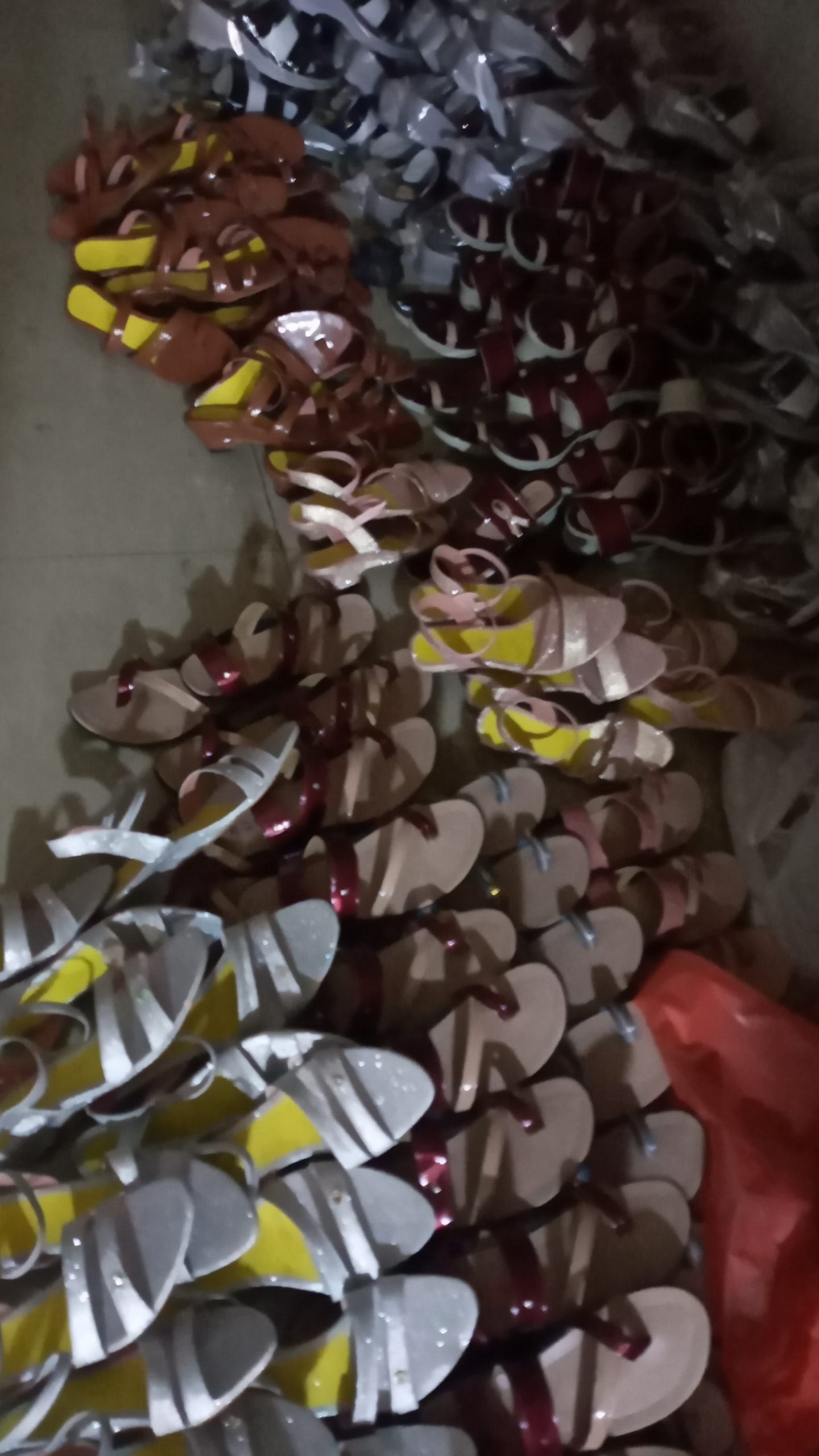 මල්ට් ෂු
