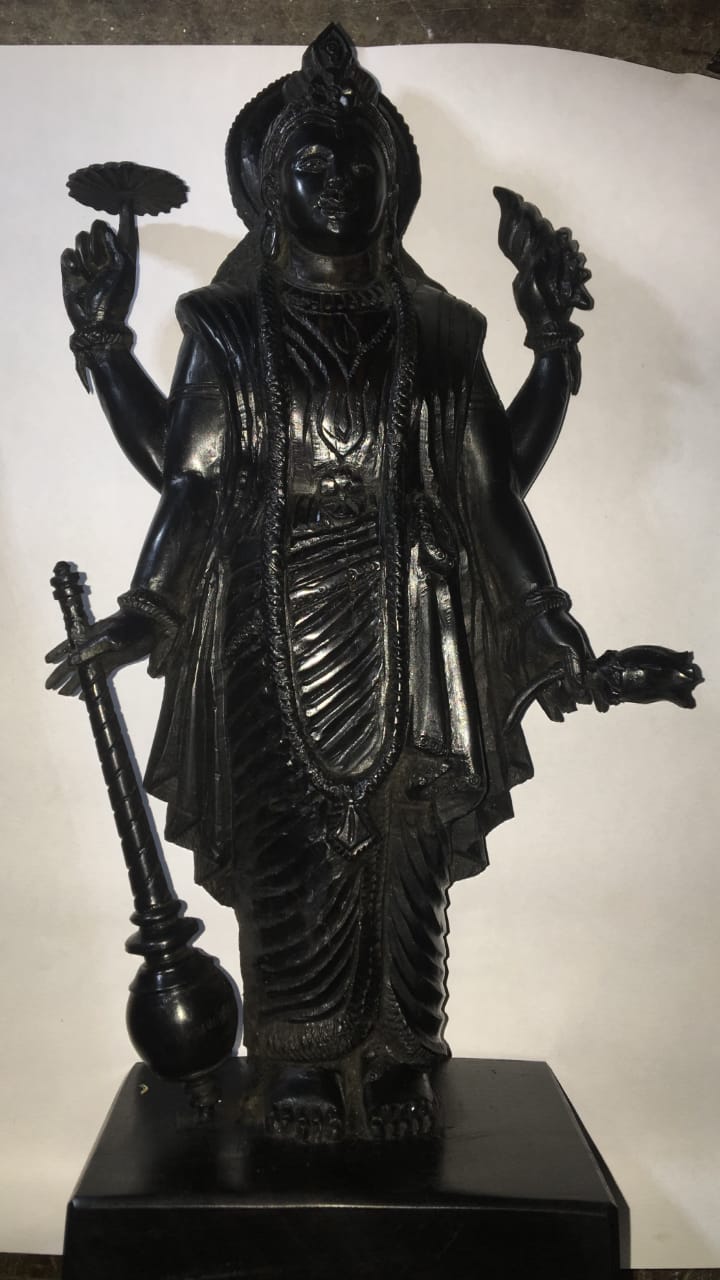 ලී කැටයම් නිෂ්පාදන