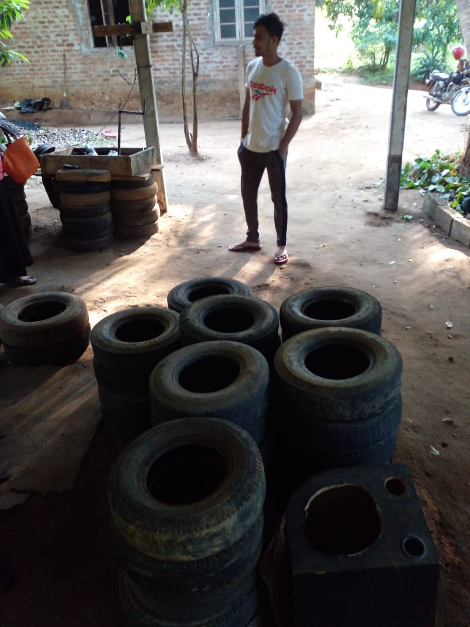 ටයර් අලුත්වැඩියාව