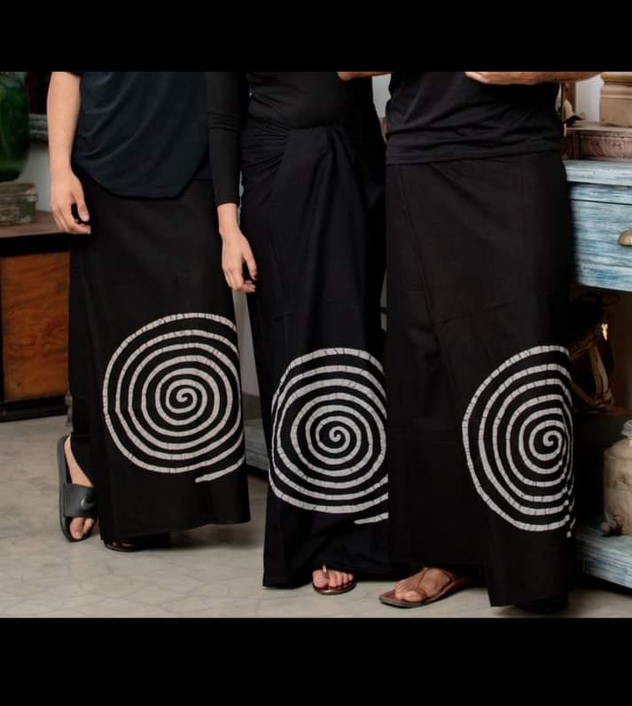 NR බතික්