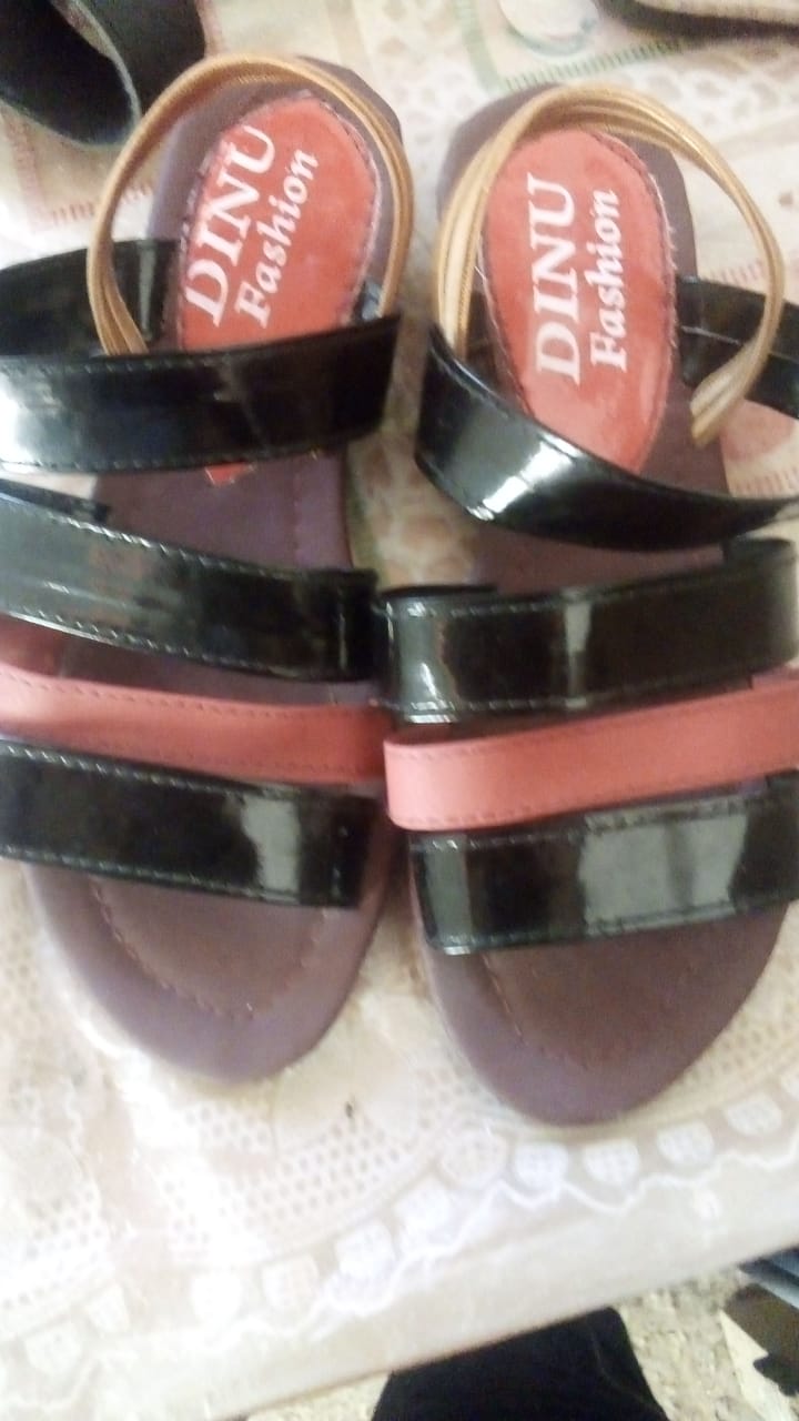 දිනූ ෆැෂන්