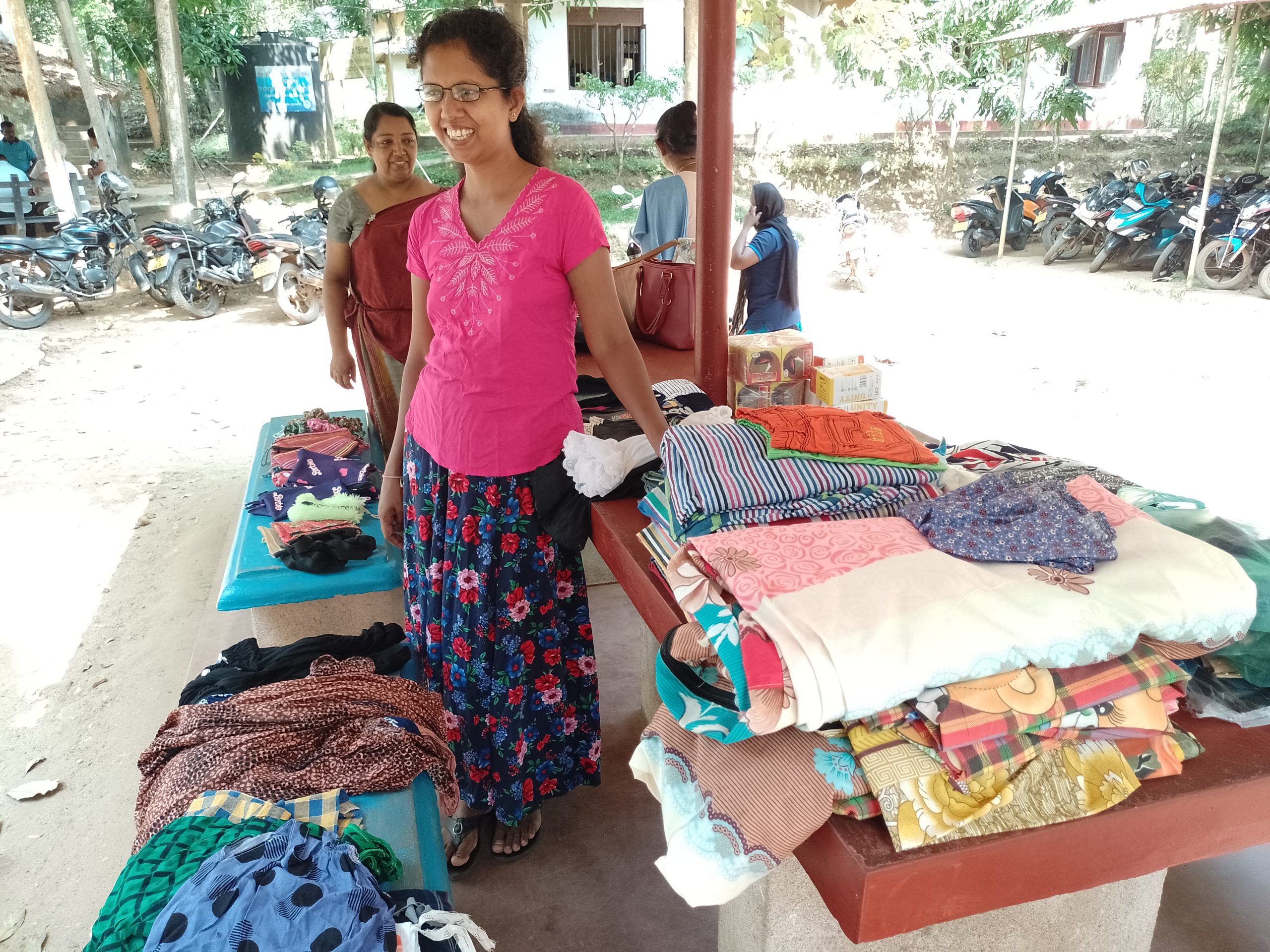 ෂලෝමි ටෙක්ස්
