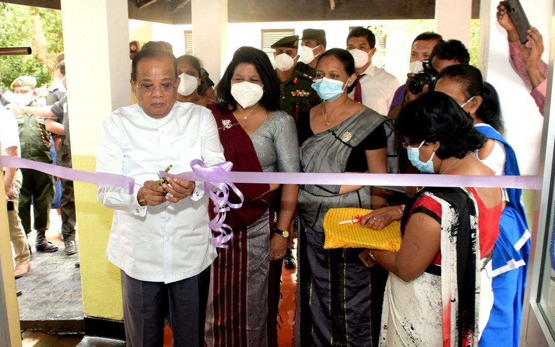 දියතලාවේ පිහිටි ඌව පළාත් ආයුර්වේද මහ රෝහලේ ස්ථාපිත කරන ලද කොවිඩ් 19 අතරමැදි ප්‍රතිකාර මධ්‍යස්ථානය