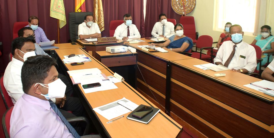 ඌව පළාත් ක්‍රීඩා හා යෞවන කටයුතු, සංචාරක, ප්‍රවාහන, සංස්කෘතික සහ පේෂ කර්මාන්ත හා කුඩා කර්මාන්ත අමාත්‍යාංශයේ ප්‍රගති සමාලෝචන රැස්වීම