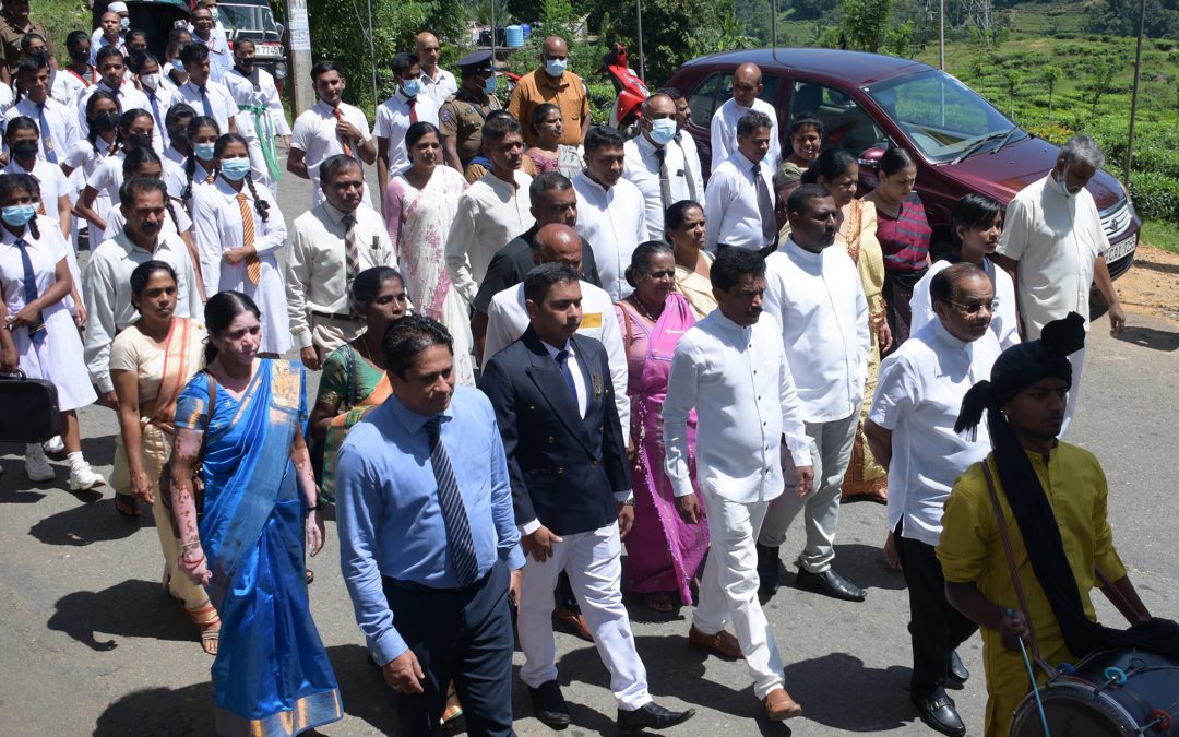 බදුල්ල කැන්දගොල්ල ද්විතීයික පාසලේ ඉෂාර ලක්මාල් ඇතුළු බදුල්ල ප්‍රාදේශීය සභා බල ප්‍රදේශයේ පාසල් තුළින් විශ්ව විද්‍යාල වරම් ලැබූ සියලුම දරුවන් හට උපහාර පිරිනැමීමේ උත්සවය