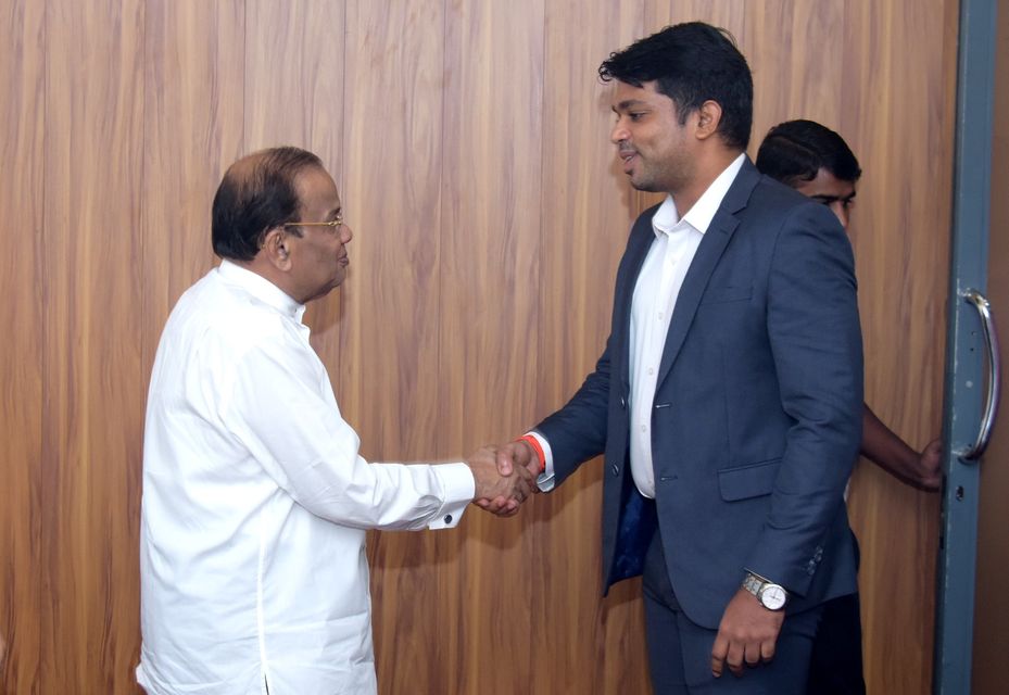 ඉන්දියානු කොන්සල් ජනරාල් දිපින් පී. ආර් මහතා සමඟ සුහඳ හමුවක්