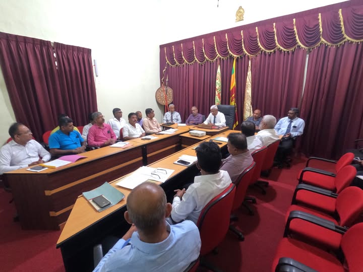 බදුල්ල දිස්ත්‍රික් ලංකා ගමනාගමන මණ්ඩලයේ ප්‍රාදේශීය අධිකාරිවරුන් සමඟ සාකච්ඡාව