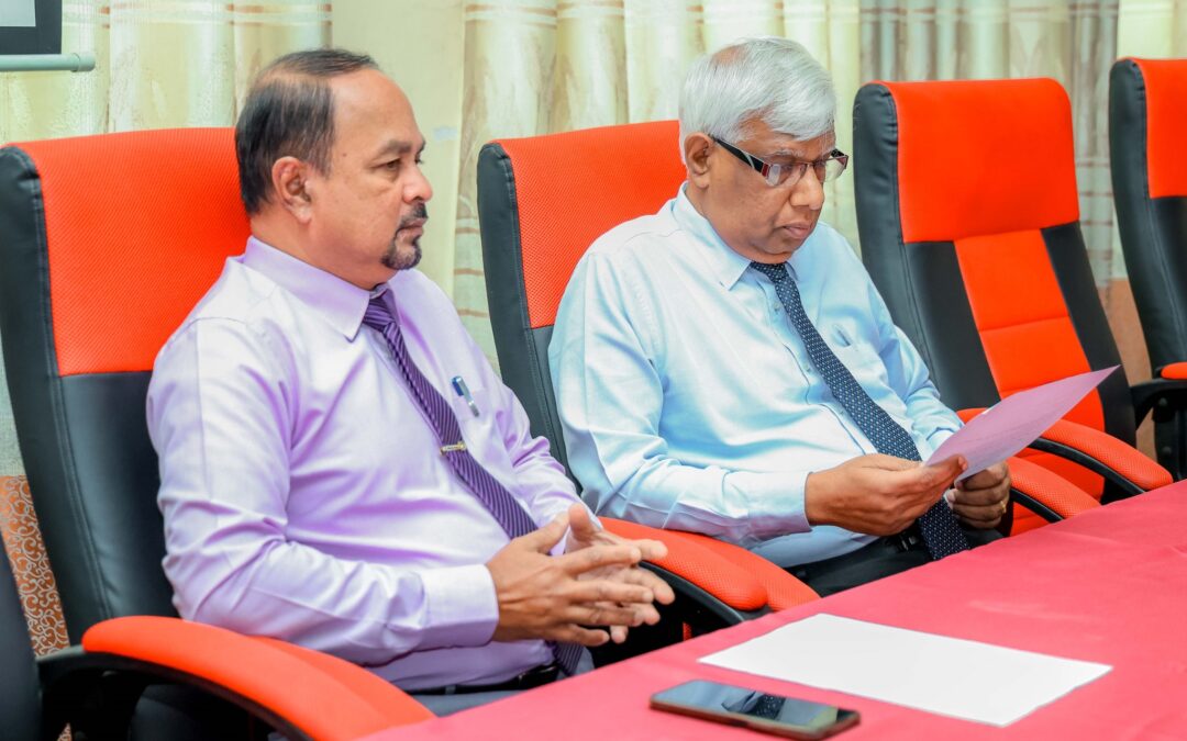 ඌව පළාතේ රැකියා විරහිත උපාධිධාරින්ගේ ගැටළු සම්බන්ධව සාකච්ඡාවක්