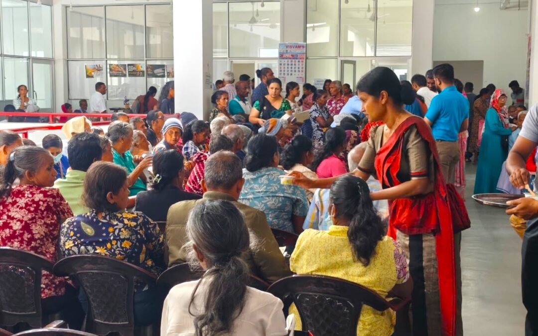 ඌව පළාත් ආණ්ඩුකාර කාර්යාලයීය සුභසාධක සංගමයේ වාර්ෂික දානමය පිංකම බදුල්ල මහ රෝහලේදී පැවැත්වෙයි | Annual Charitable Merit Ceremony of the Uva Provincial Governor’s Office Welfare Society Held at Badulla Teaching Hospital