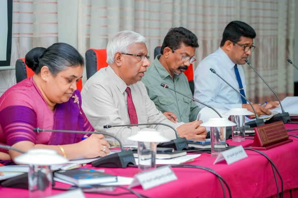 ඩෙංගු මර්දනයට ඌව පළාතේ ඒකාබද්ධ මෙහෙයුම් තවදුරටත් ශක්තිමත් කෙරේ | Integrated Dengue Control Operations in Uva Province to Be Further Strengthened